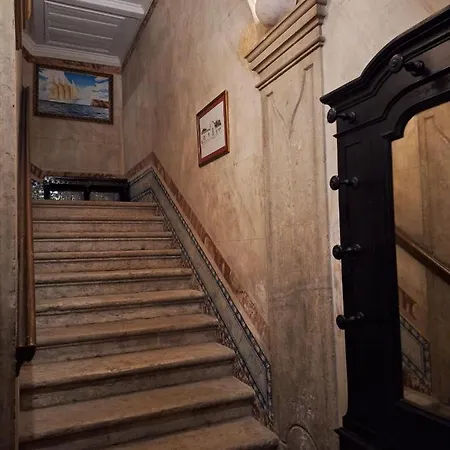 Chiado Apartment *